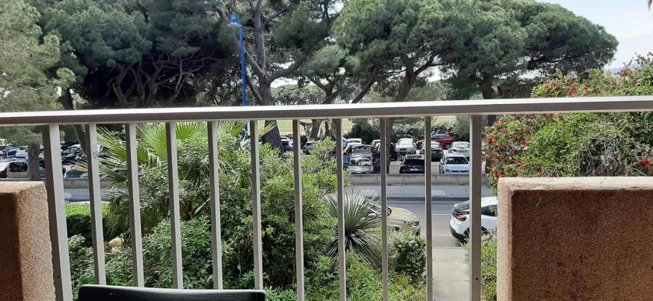 Les Iles D'Or Au Port De Hyeres Grand Studio Climatise 외부 사진